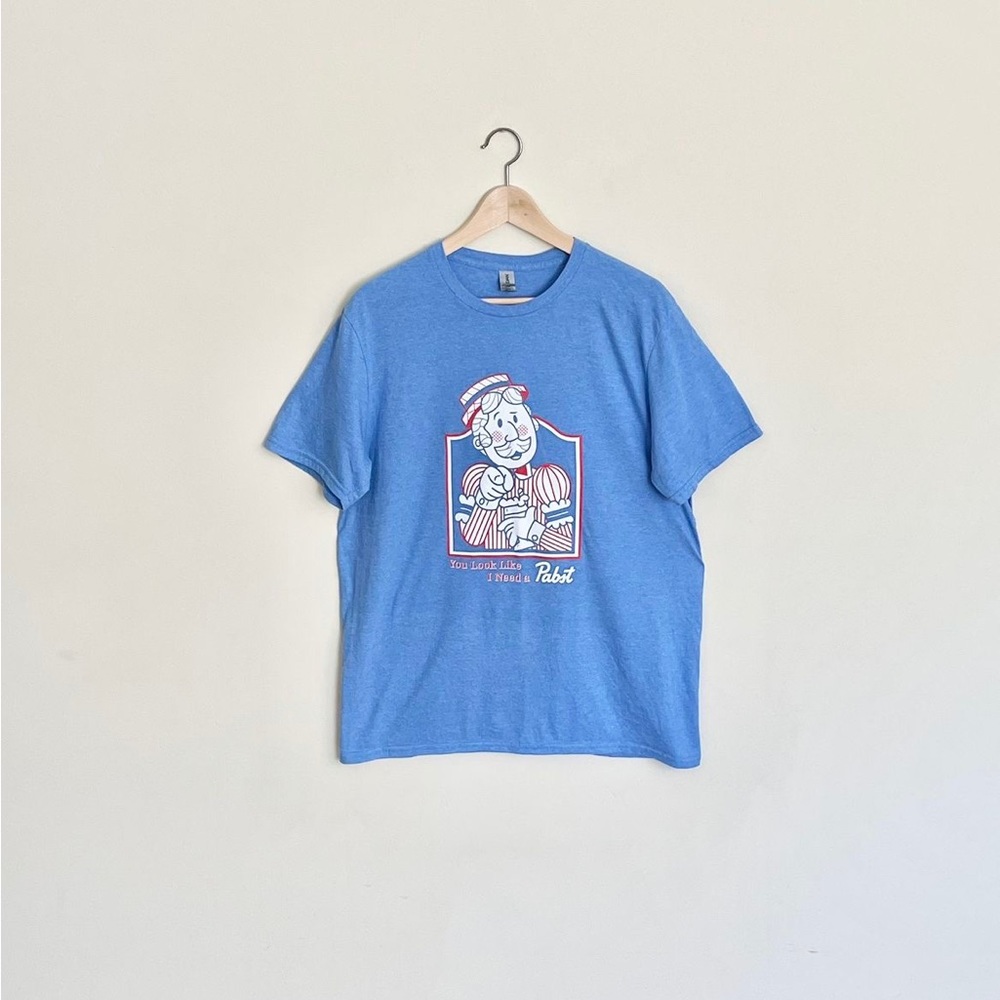 Pabst Beer “You Look Like I Need A Pabst” Cartoon Bartender Blue T Shirt Adult L